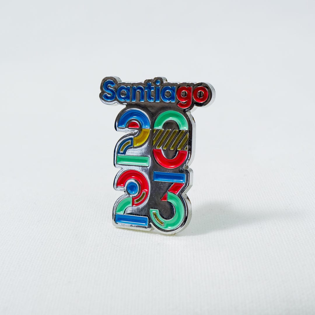 PIN SANTIAGO 2023 VERTICAL FIU - Tienda Oficial