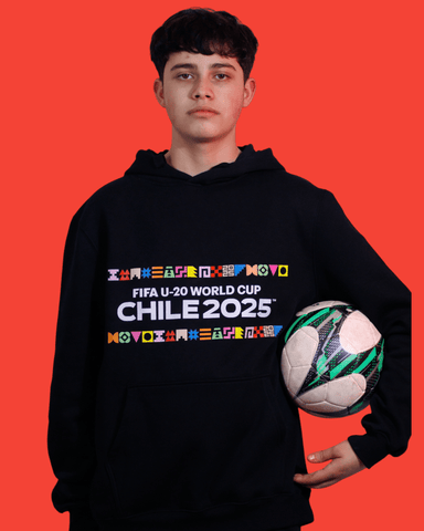 POLERÓN NEGRO LETTERING FIFA WC-U20 CHILE 2025