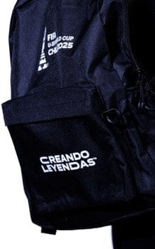 MOCHILA CREANDO LEYENDAS LETTERING FIFA U-20 WC
